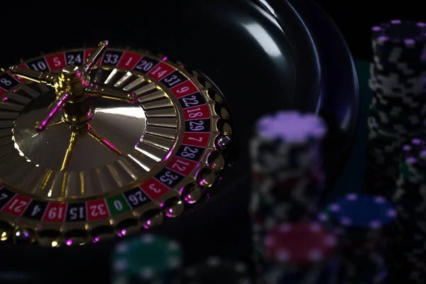situshoki live dealer studio with professional dealers and multi-camera setup showing blackjack and roulette tables